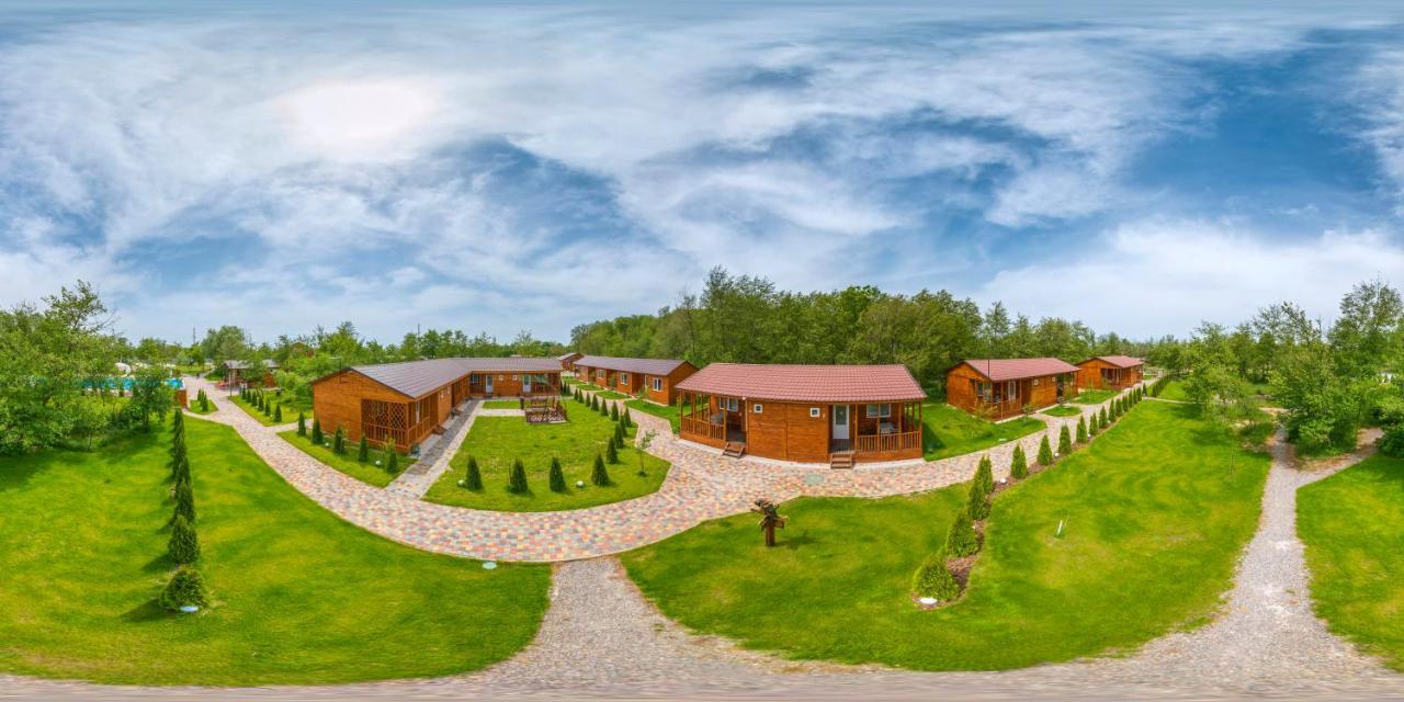 Liman Park Eco Hotel Stara Zbur'yivka Εξωτερικό φωτογραφία